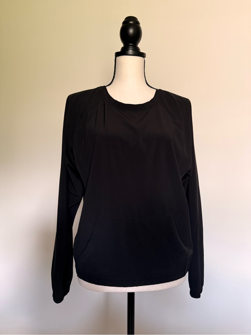 Victorias Secret Sport Black Long-Sleeve Women’s Pullover Top